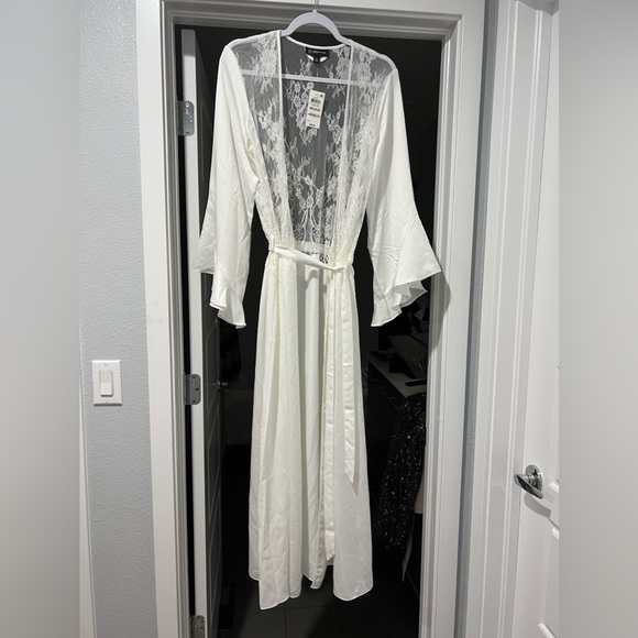 Long Bridal Robe - Picture 2 of 2
